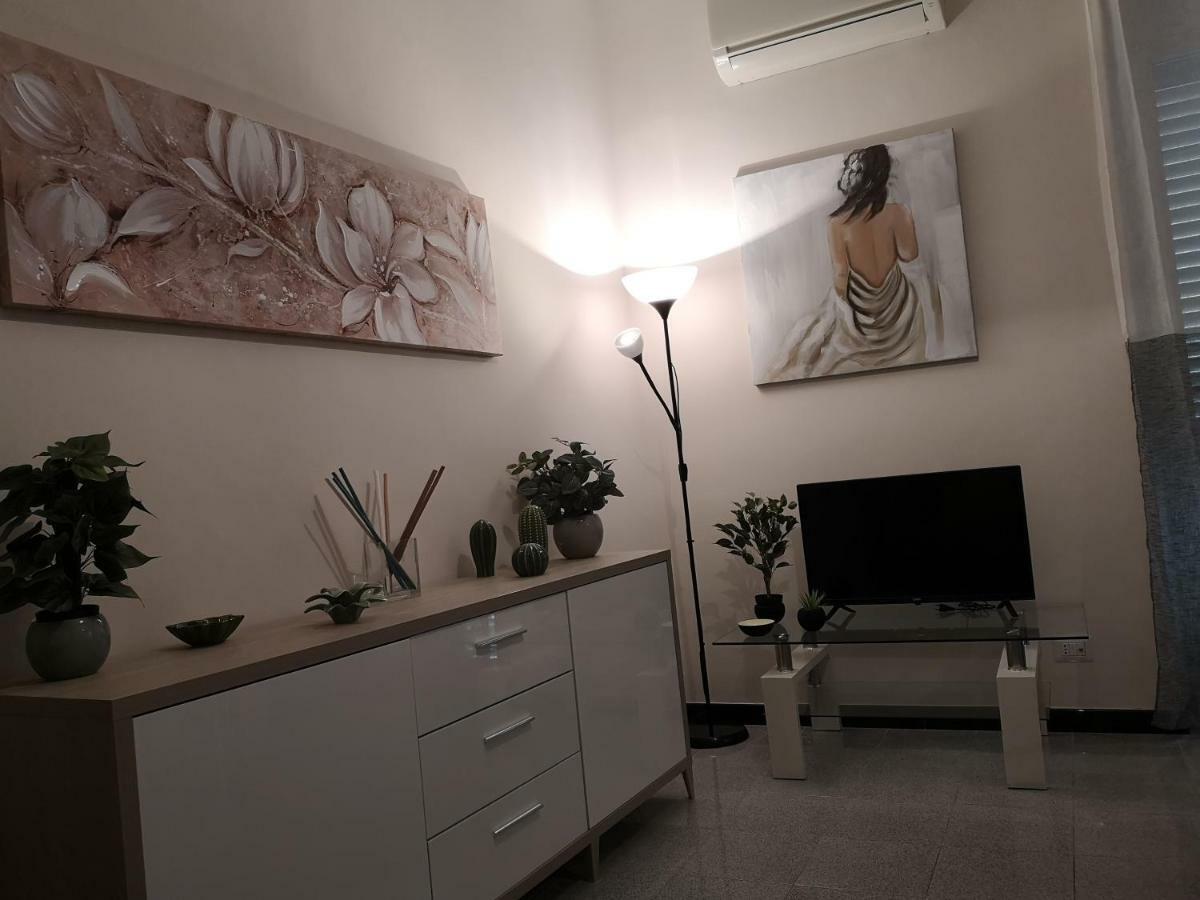 Casa Elodie タオルミーナ エクステリア 写真